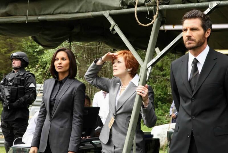 EUREKA Bad to the Drone 3x01 Salli Richardson Whitfield as Allison Blake Frances Fisher as Eva Thorne Ed Quinn as Nathan Stark Syfy